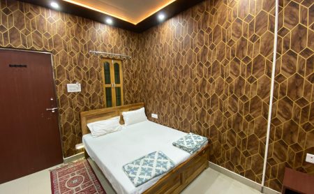 8eaa635f-75a9-4dc7-bcc6-1507de1132e1